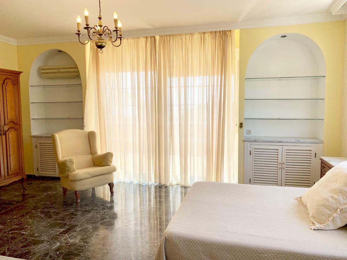 Chalet Con Piscinas Y Vistas De Ensueno Almuñécar Exteriör bild