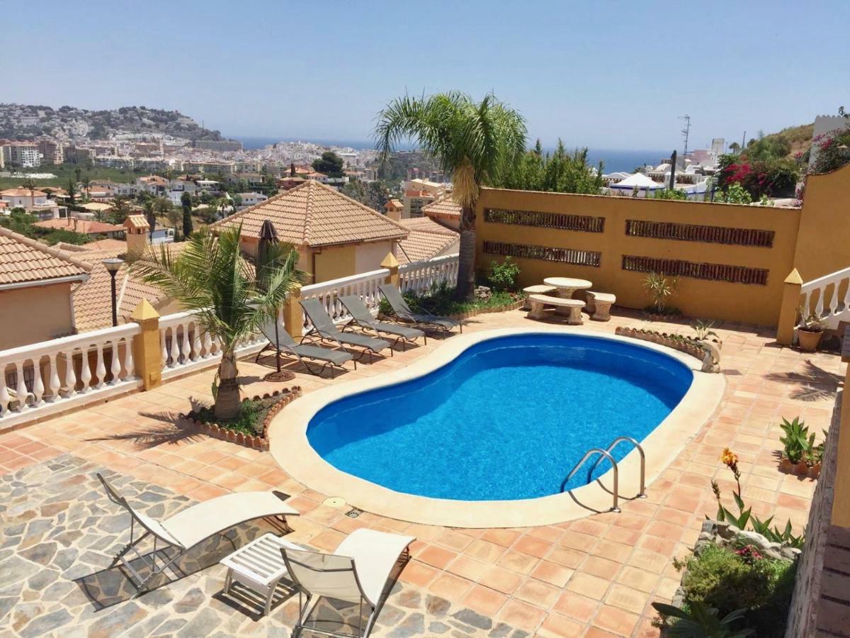 Chalet Con Piscinas Y Vistas De Ensueno Almuñécar Exteriör bild